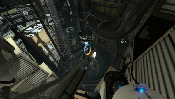 Portal 2 : Sie können die Röhre hinunterlaufen um zum nächsten Raum zu kommen.